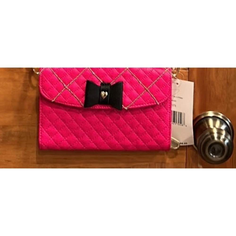 NWT Bestey Johnson wallet/bag! 🩷